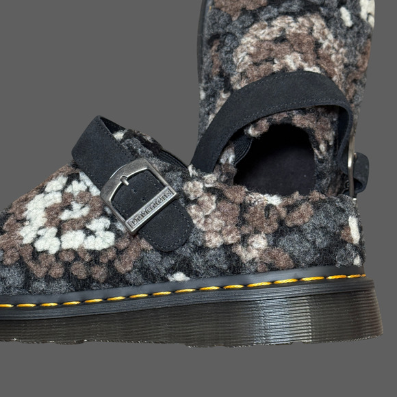 Dr. Martens Isham Crochet Wool Suede Mules in Black NWOB USM10 - Picture 6 of 9